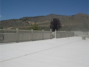 Vinyl Deck Railing 2