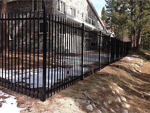 Aristocrat Hvy Iron Fence 2