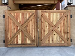 Custom Privacy Steel-frame Wood Gate