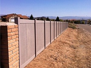 Wood Grain Privacy Vinyl Fence