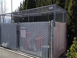Chain Link Cage 2