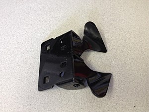 Flat-back Butterfly Latch