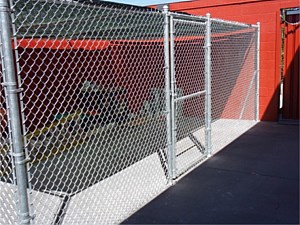 Chain Link Cage 4