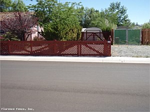 Lattice Redwood Double Drive Gate System