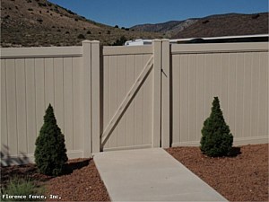 Privacy Almond Walk Gate 2