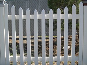Scalloped Picket Vinyl Fence Example